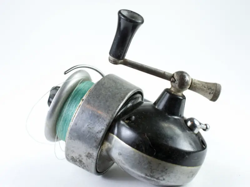 How To Cast An OpenFace Reel? AquariumPub