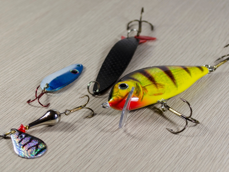 Steps On How To Make Fishing Lures From Spoon